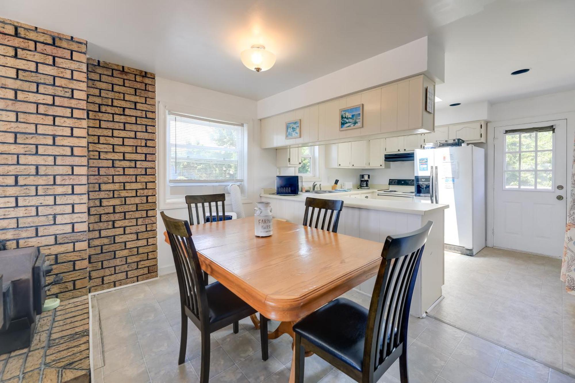 West Of The Moon Ocean Apt With Beach Access! Emerald Isle Exterior photo
