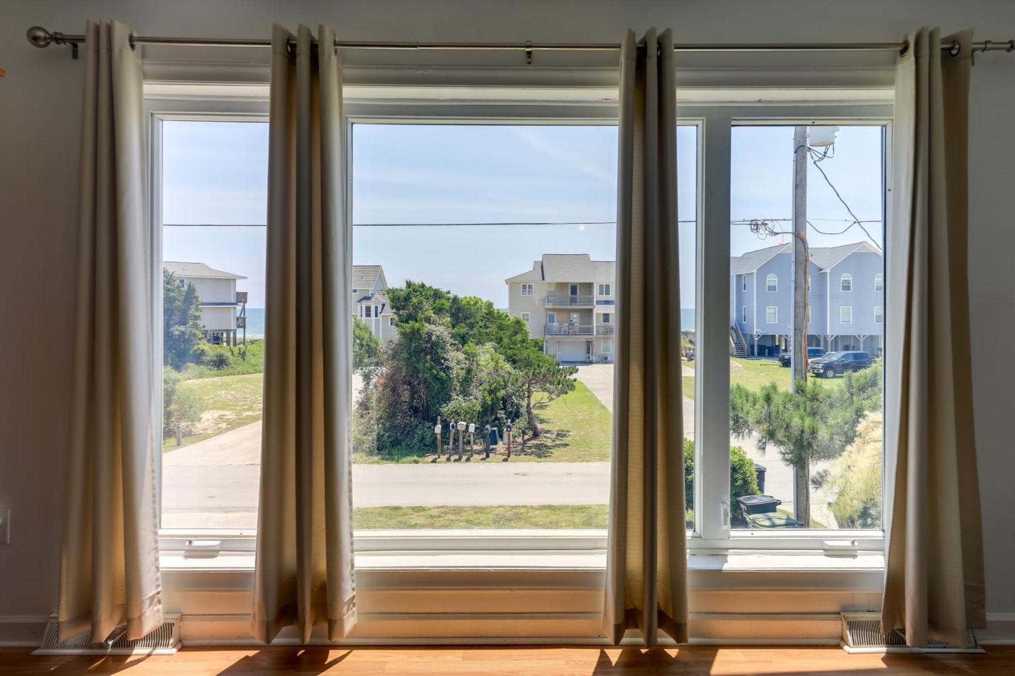West Of The Moon Ocean Apt With Beach Access! Emerald Isle Exterior photo