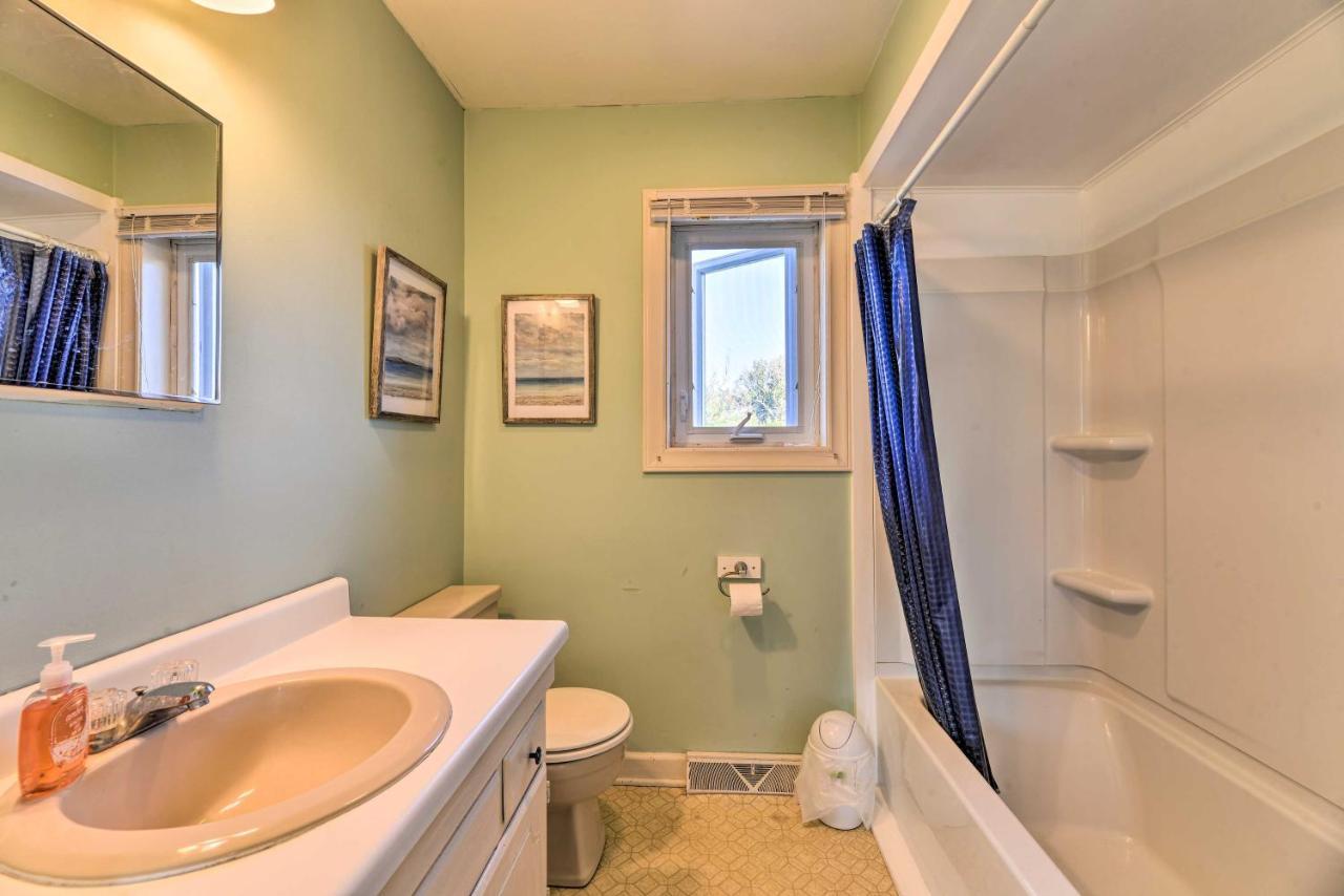 West Of The Moon Ocean Apt With Beach Access! Emerald Isle Exterior photo