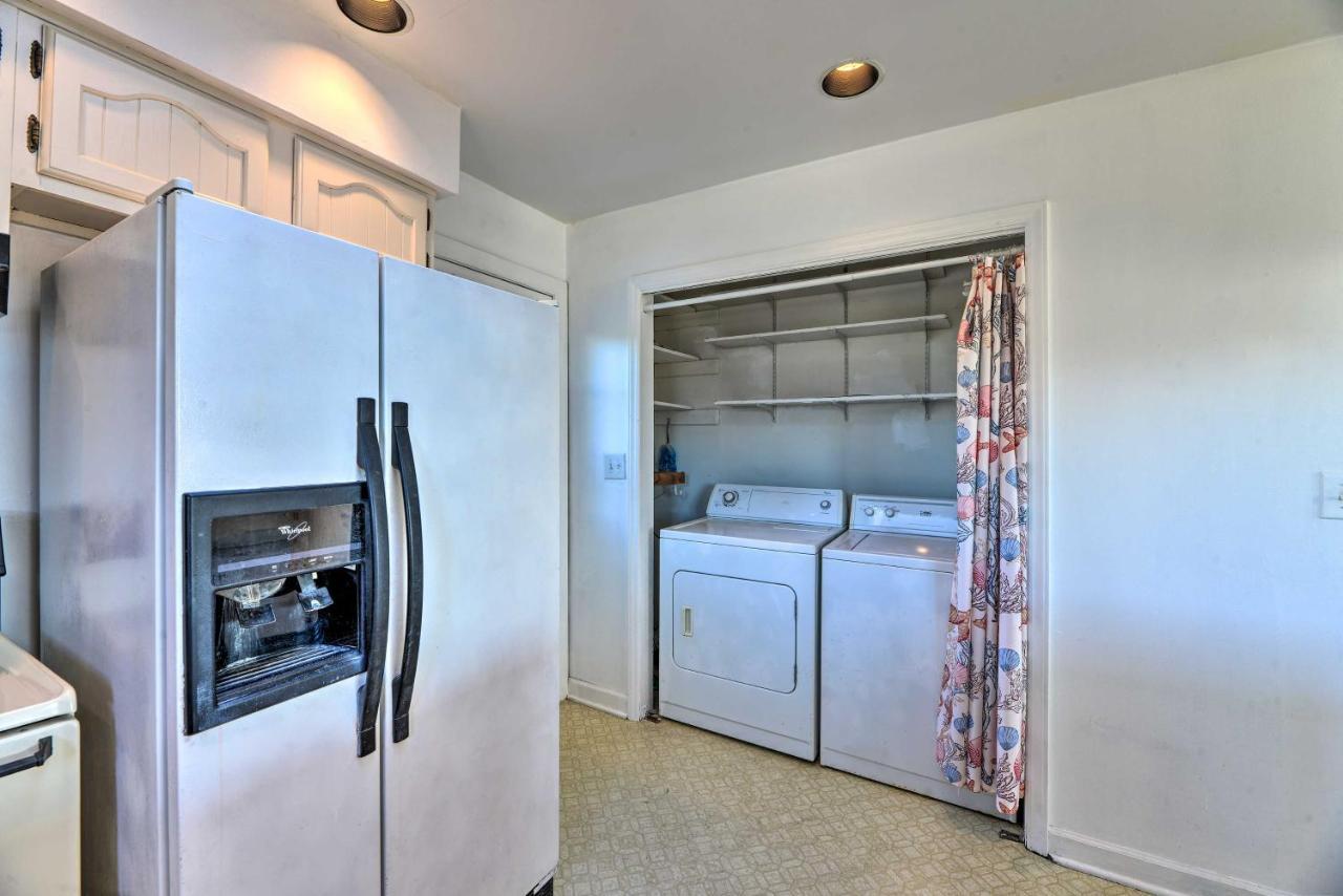 West Of The Moon Ocean Apt With Beach Access! Emerald Isle Exterior photo